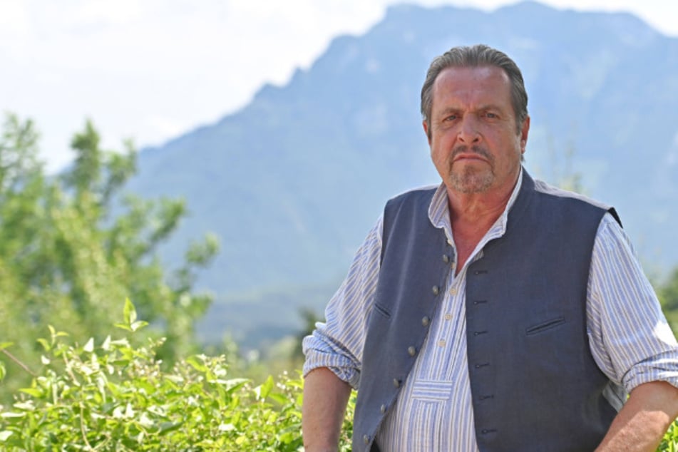 Große Sorge um ARD-Kommissar: "Watzmann ermittelt"-Star muss Fuß amputiert werden