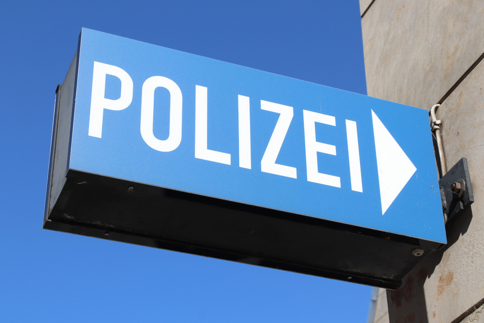 Die Polizei ermittelt im Fall eines Schläger-Duos aus Magdeburg. (Symbolbild)