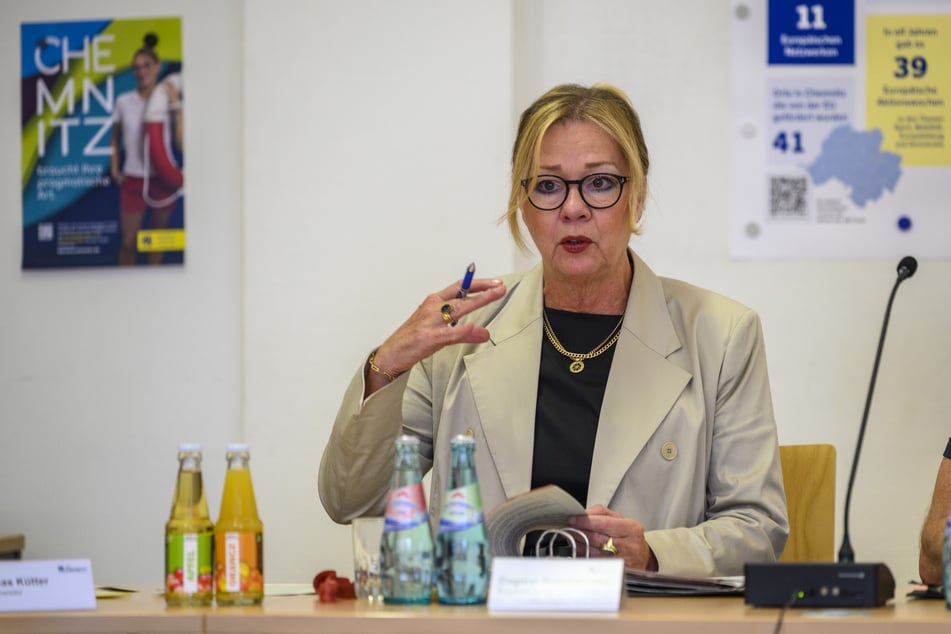 Sportbürgermeisterin Dagmar Ruscheinsky (67, parteilos).