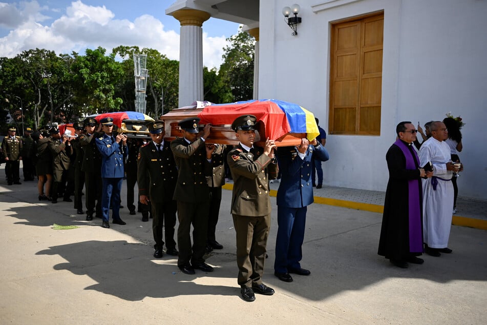 Some 100 people, including civilians, were killed in Saturday morning's US attack on Caracas.