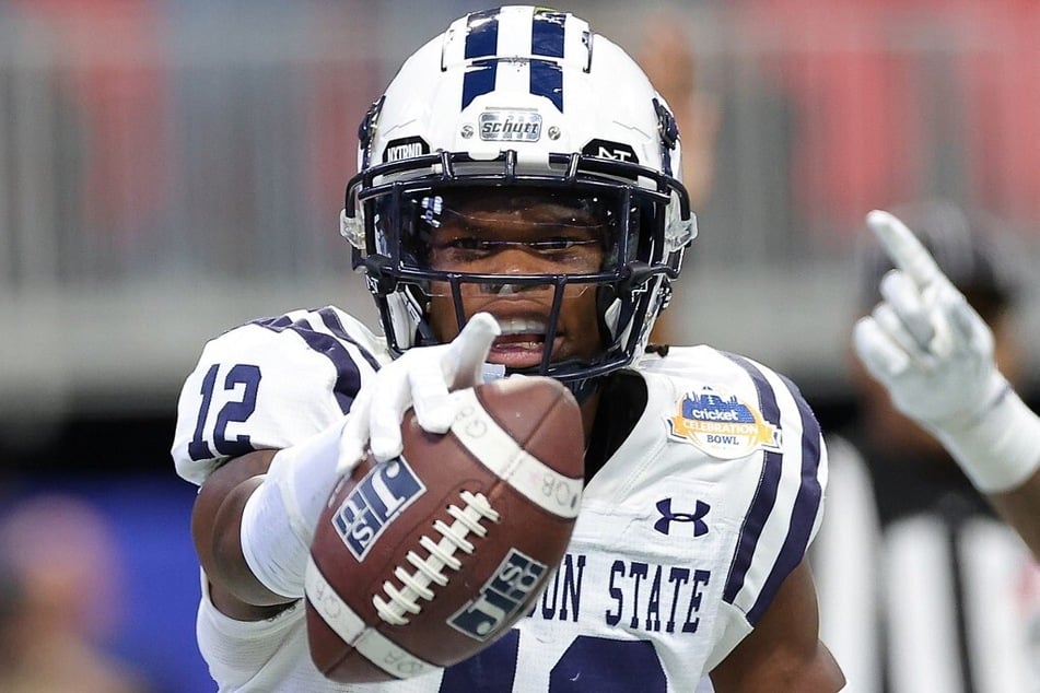 Former Jackson State Tiger Travis Hunter Jr. will join his former head coach Deion Sanders at Colorado Boulder.