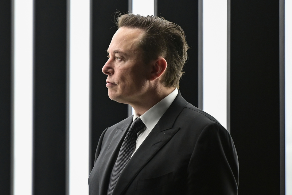 Mit seinen neuesten Beiträgen bei Twitter hat Elon Musk (50) für jede Menge Aufmerksamkeit gesorgt.
