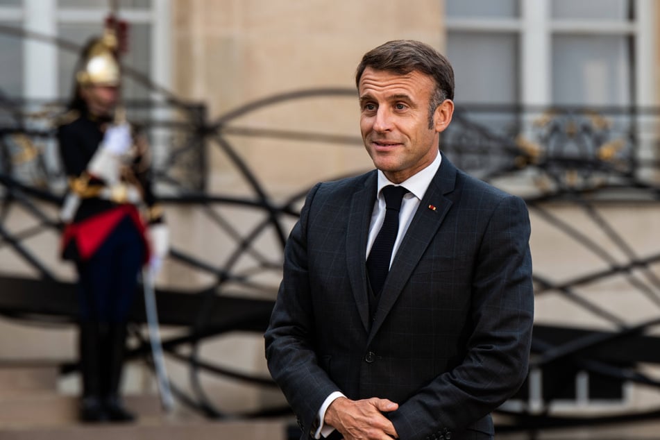 Wenn es nach Emmanuel Macron (46) geht, soll die Serie weiterhin in Paris spielen.