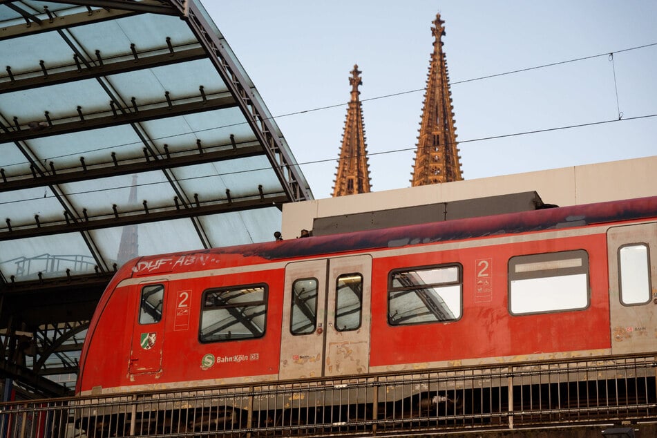 Unter anderem die S-Bahn-Linie 19 ist von der defekten Weiche am Köln/Bonner Flughafen am Donnerstag betroffen.