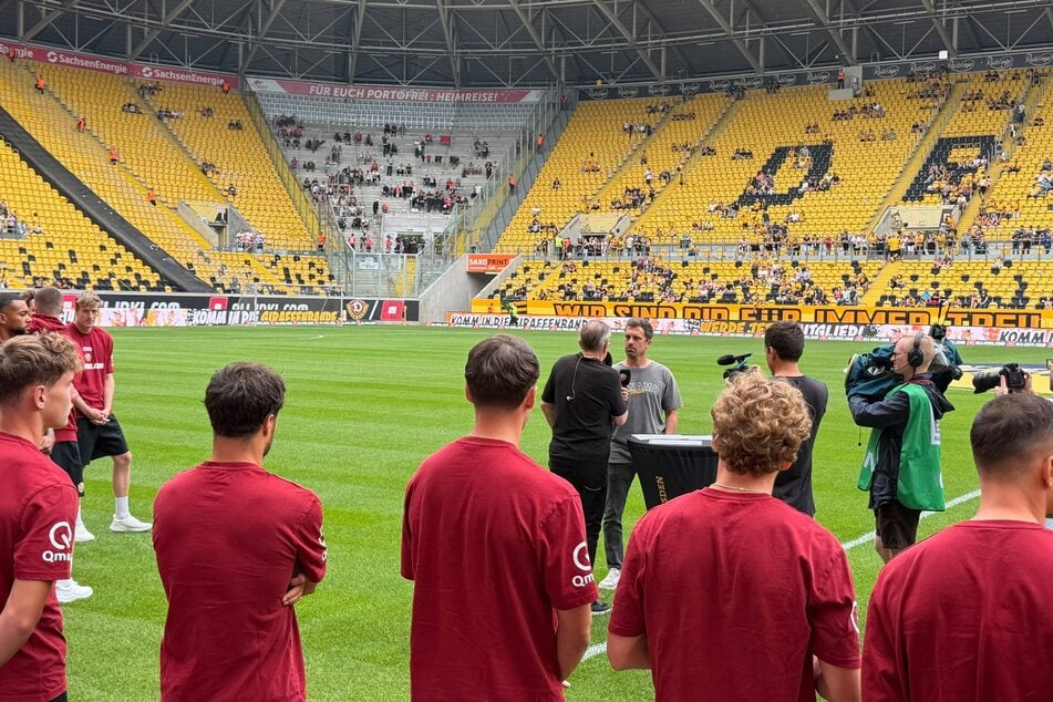 Trainer Thomas Stamm sprach zur Saisoneröffnung im RHS.