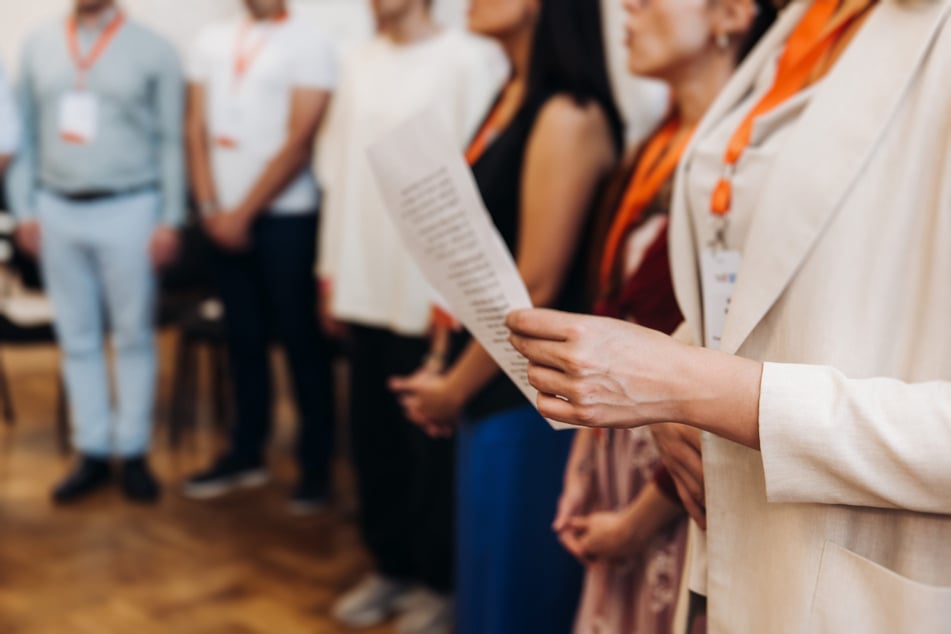 Die ersten 100 Vereine, die sich hier anmelden, gewinnen 100 Euro