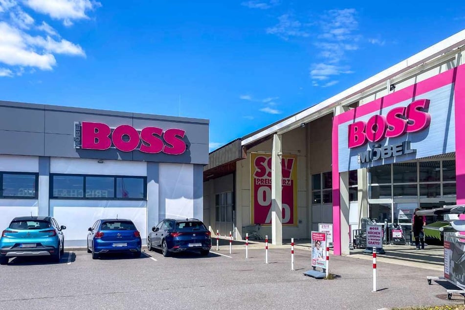 Möbel Boss senkt am Montag, 2.2. massiv die Preise in allen Bereichen