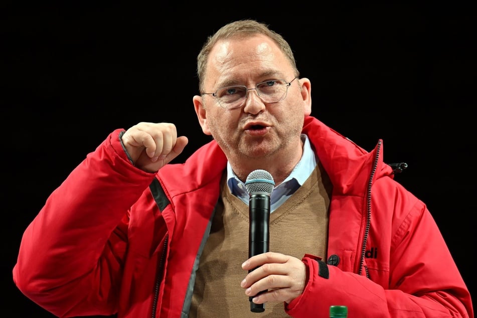 Verdi-Chef Frank Werneke (59) lehnt die Arbeitszeit-Reform ab.