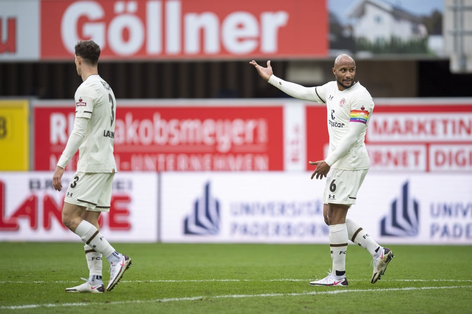 FC St. Pauli-Kapitän Christopher Avevor war mit seinem Ballverlust entscheidend am Gegentreffer zum 0:2 für den SC Paderborn beteiligt.