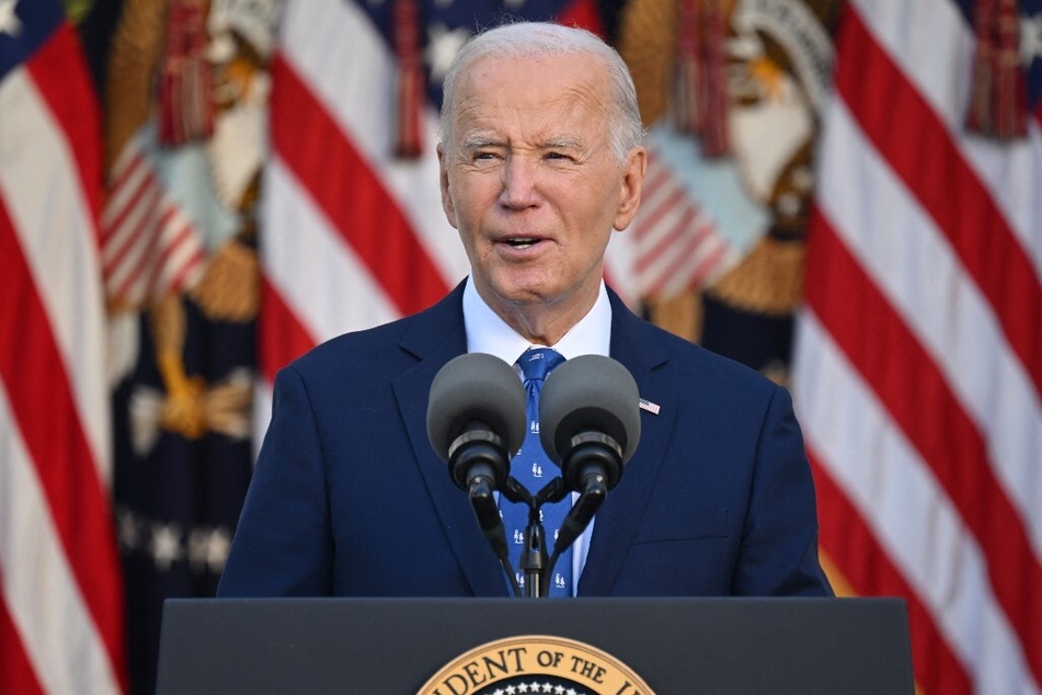 A broad coalition of elected officials, labor leaders, and activist organizations is urging President Joe Biden to remove Cuba from the State Sponsors of Terrorism list.