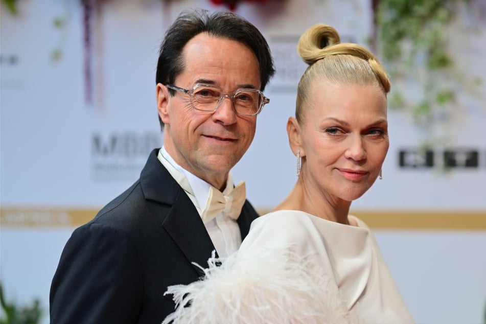 Jan Josef Liefers (61) und Anna Loos (55) sind seit 2004 verheiratet.