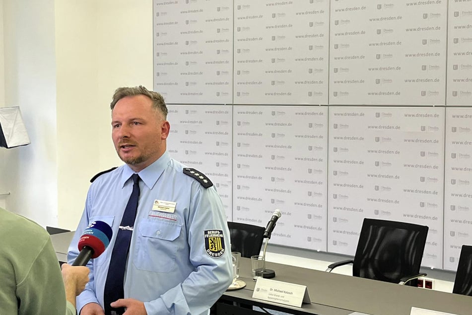 Michael Klahre, Pressesprecher der Feuerwehr Dresden, steht seit dem Teileinsturz der Carolabrücke häufig im Rampenlicht.