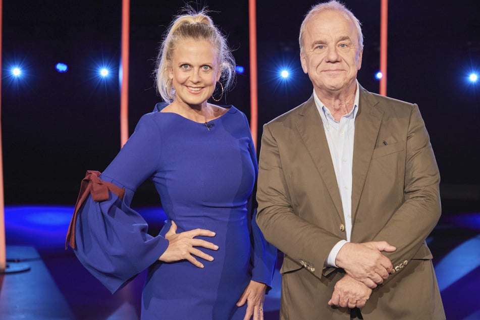 Die Moderatoren Barbara Schöneberger (50) und Hubertus Meyer-Burckhardt (67) erwarten in der "NDR Talk Show" einen interessanten Mix an Gästen.
