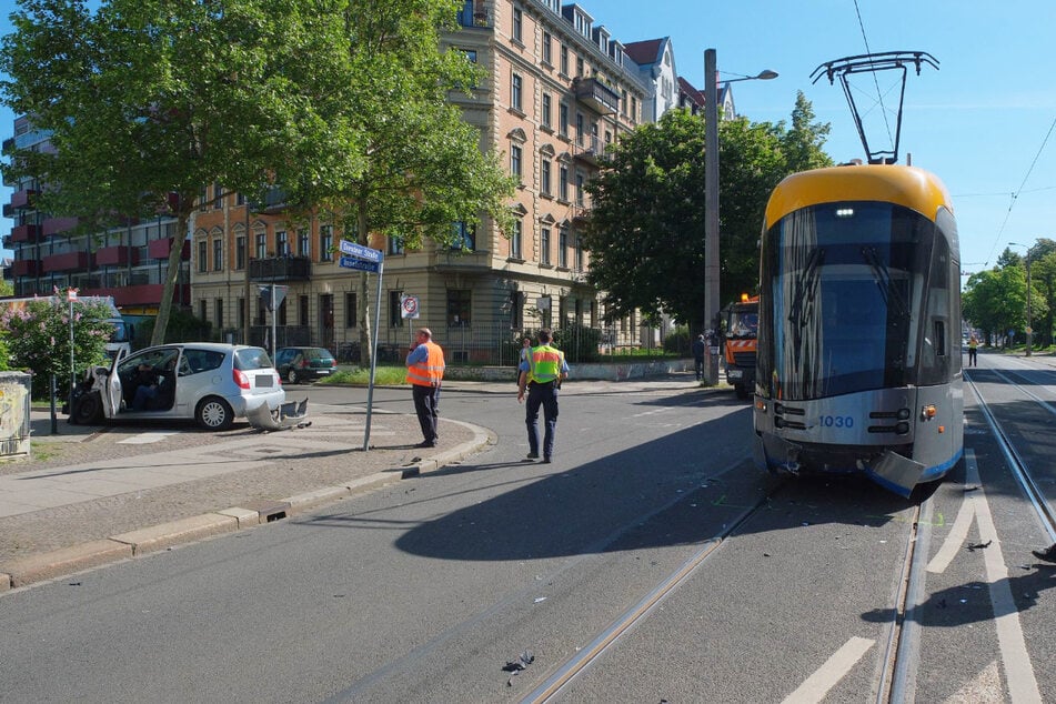 Der Citroën-Fahrer rauschte an der Ecke Inselstraße in die Bahn.