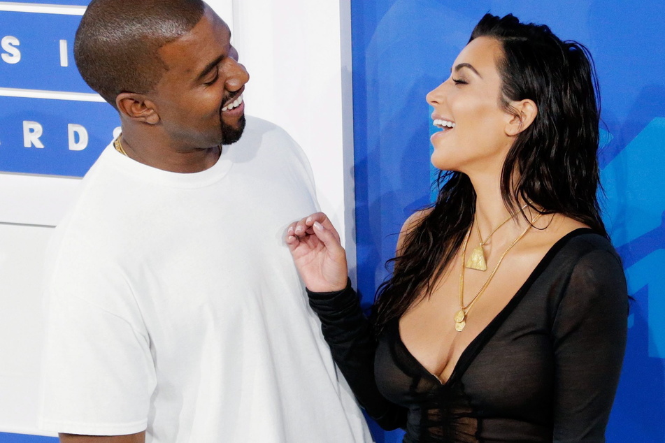 So glücklich wie hier scheinen Kim Kardashian und Kanye West nicht mehr zu sein.