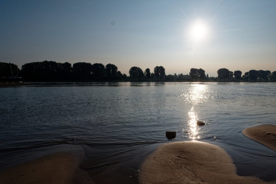 Zum Start in die neue Woche erwartet der Deutsche Wetterdienst extreme Hitze in Köln.