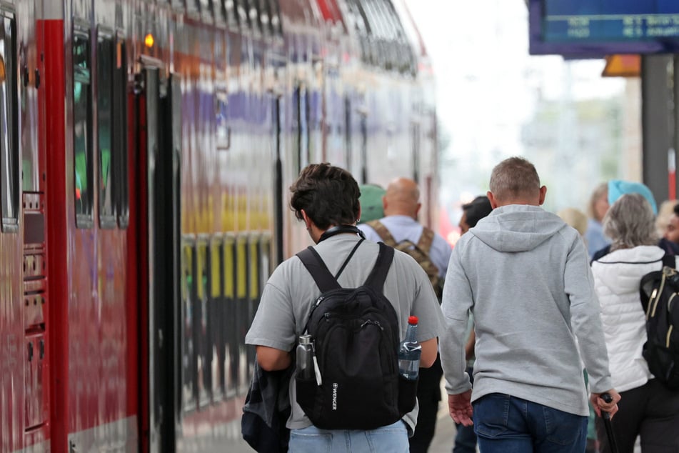 Neue Routen und andere Abfahrtszeiten: Schon bald große Veränderungen im MDV-Netz