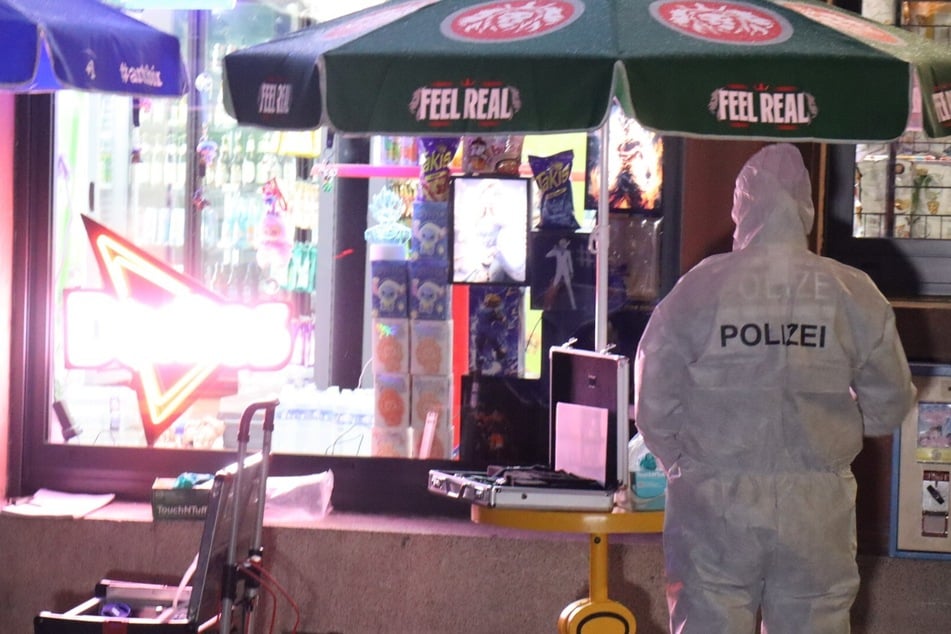 Die Polizei sucht noch nach dem Täter.