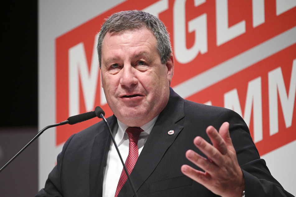 Präsident Werner Wolf (64) teilte mit, dass die Mitgliederversammlung des 1. FC Köln in diesem Jahr rein digital stattfinden wird.