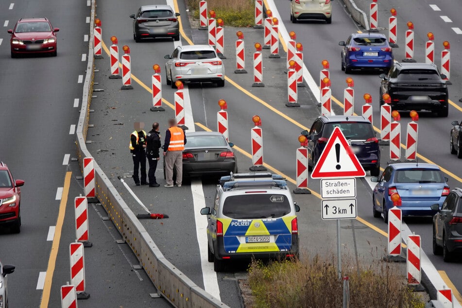 Auf der A72 kam es am Sonntagmittag zu einem Unfall. Die Polizei war vor Ort.
