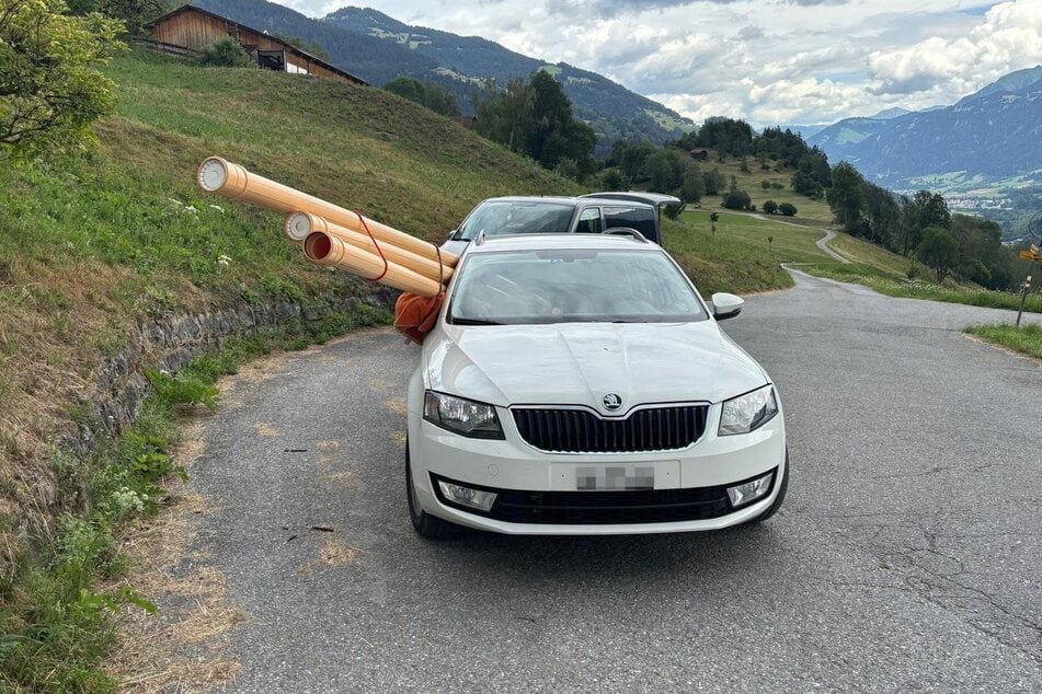 Gegen den Fahrzeuglenker wurde Anzeige erstattet.