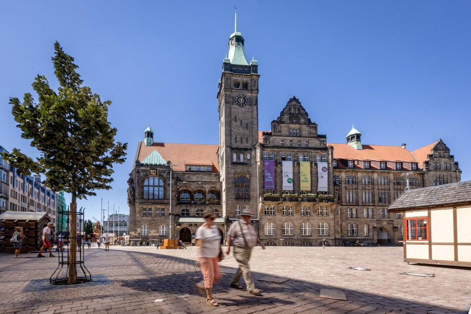 Paukenschlag im Chemnitzer Rathaus: Die Stadtverwaltung erklärte die neu gegründete AfD-Stadtratsfraktion am Dienstag für nicht existent.