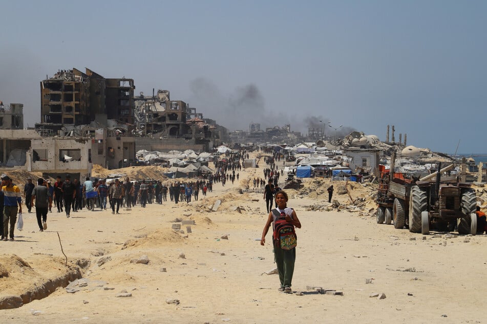 In die Bemühungen um eine Waffenruhe im Gaza-Krieg scheint Bewegung zu kommen. Die Hamas soll ihre Antwort auf einen Vorschlag übermittelt haben.