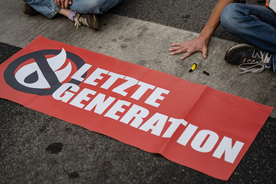 In Halle demonstrierte am Montag die Letzte Generation. (Symbolbild)