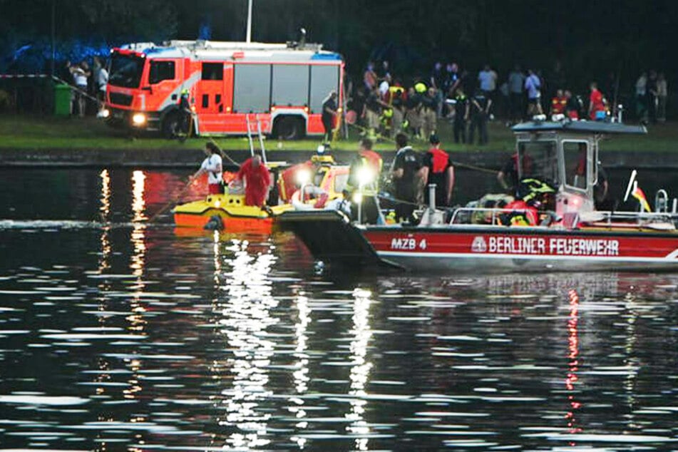 Leiche in Spree am Treptower Park entdeckt: Ist es der vermisste Schwimmer?