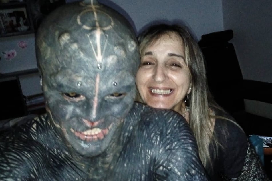 Black Alien project" Anthony Loffredo has shared a heartwarming message for his mom