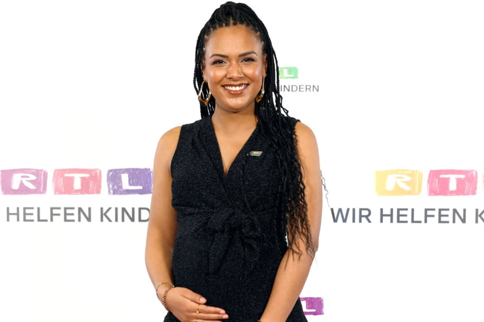 Die Halb-Amerikanerin hat mit Arbeitgeber RTL ganz locker über ein vermeintliches Tabu-Thema geredet.