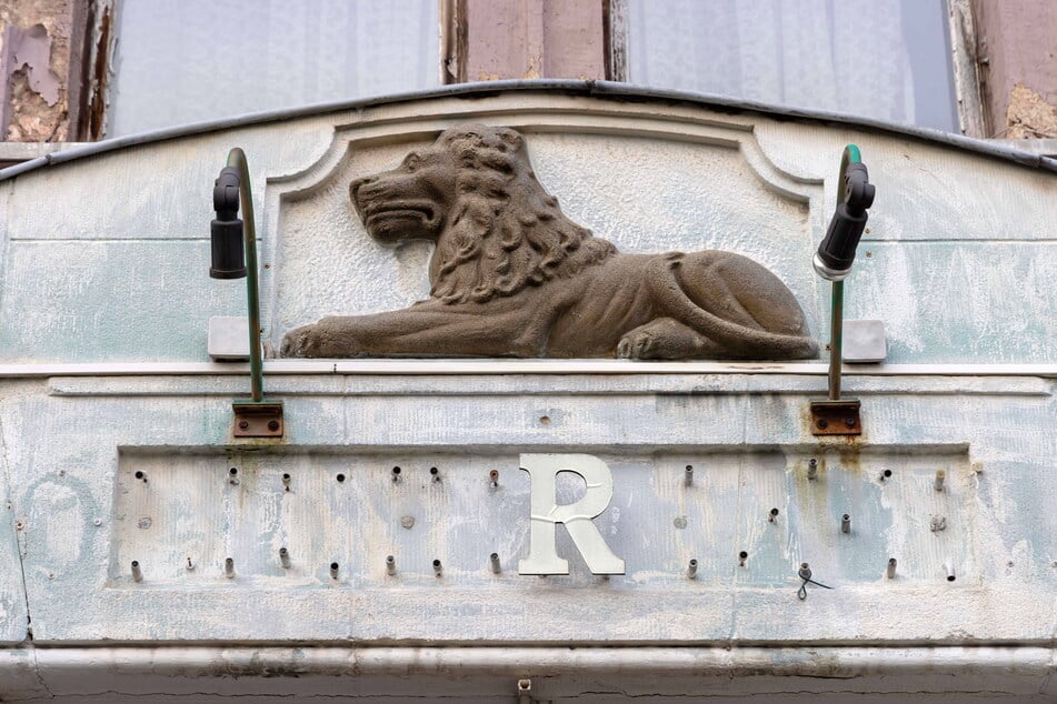 Goldner Löwe heißt das einst festliche Haus an der Oberfrohnaer Straße in Oberrabenstein.