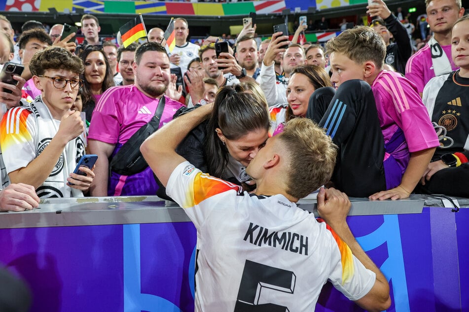 Lina und Joshua Kimmich während der EM 2024.