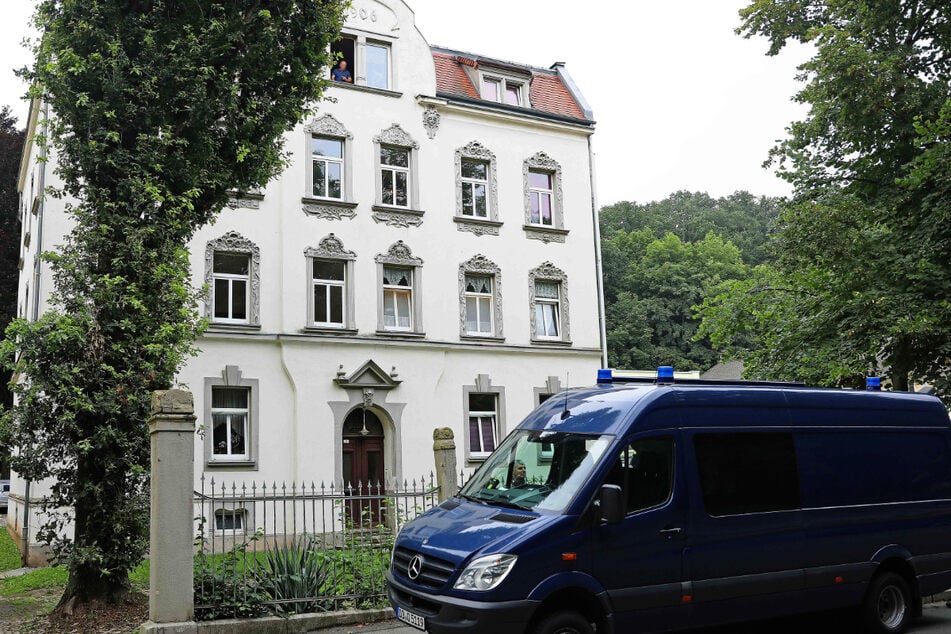 Anklage nach Horror-Tat in Werdau: Familienvater (30) soll Frau (†43) und Kind (†3) getötet haben