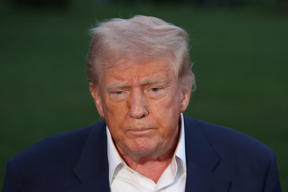Es ist nicht das erste Mal, dass sich Donald Trump mit KI-Bildern in andere Rollen versetzt.