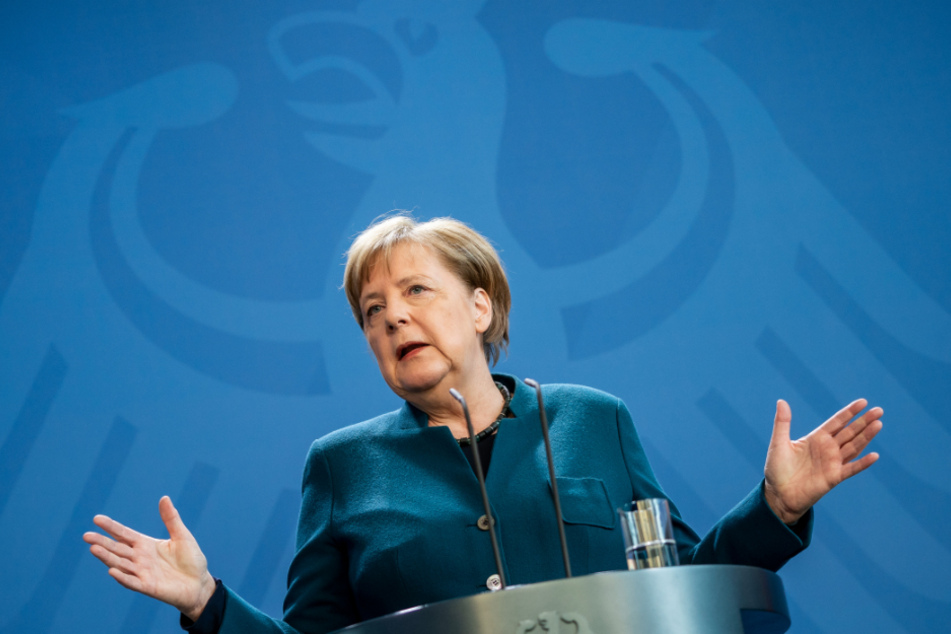 Angela Merkel vor der Presse. 