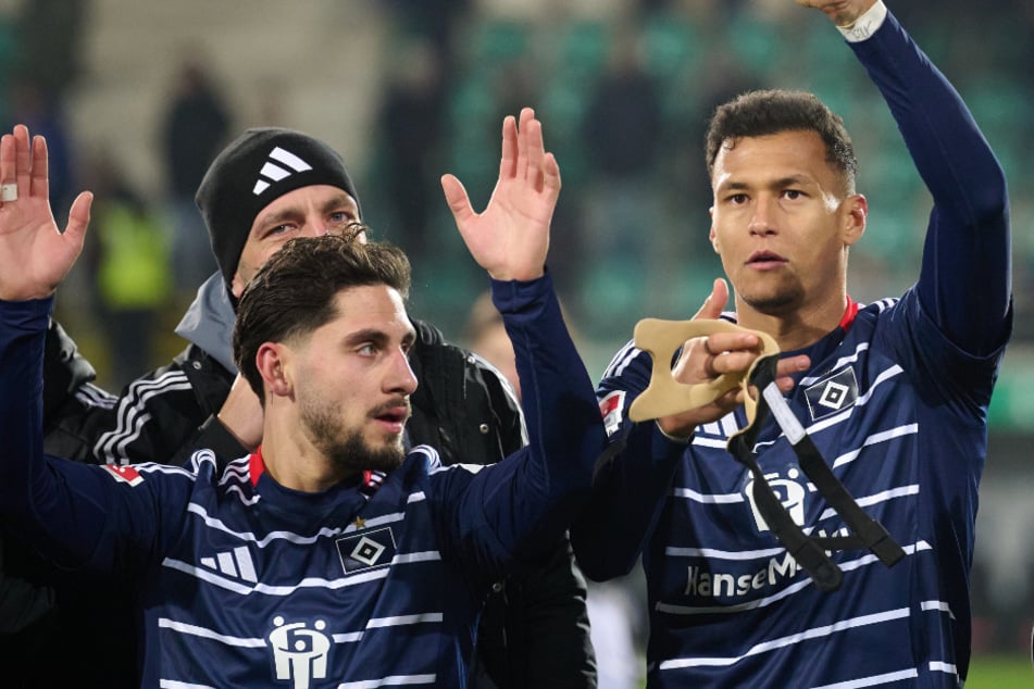 Mittelfeldspieler Ludovit Reis (25, l.) hat Hamburg Richtung Brügge verlassen, Goalgetter Davie Selke (30, r.) ist vereinslos. (Archivfoto)