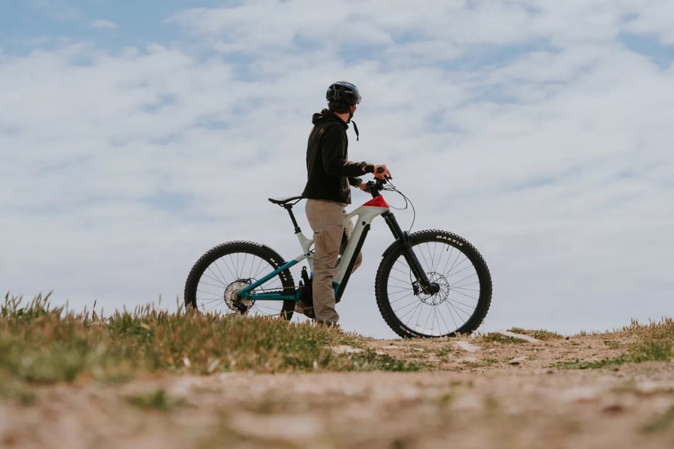 Upway e-bikes offer pedal-assist up to 20-28 mph, helping you push a bit more without burning out. Perfect for everyday fitness and stress-busting rides.