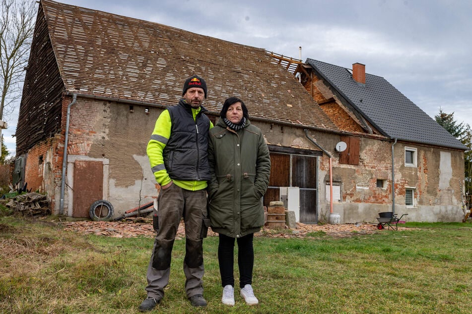 Lars und Simone Bannick (beide 47) wollen die Situation gemeinsam meistern, hoffen auf weitere Hilfe.