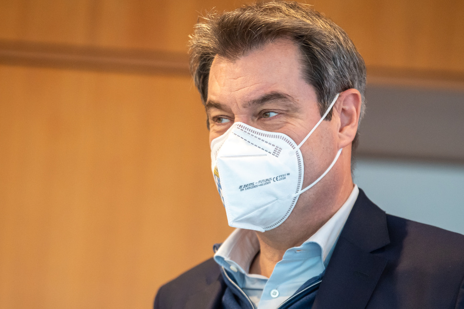Laut Markus Söder (54, CSU) hält Falschinformationen zu Corona-Impfungen für eine "Gefahr für die Demokratie".