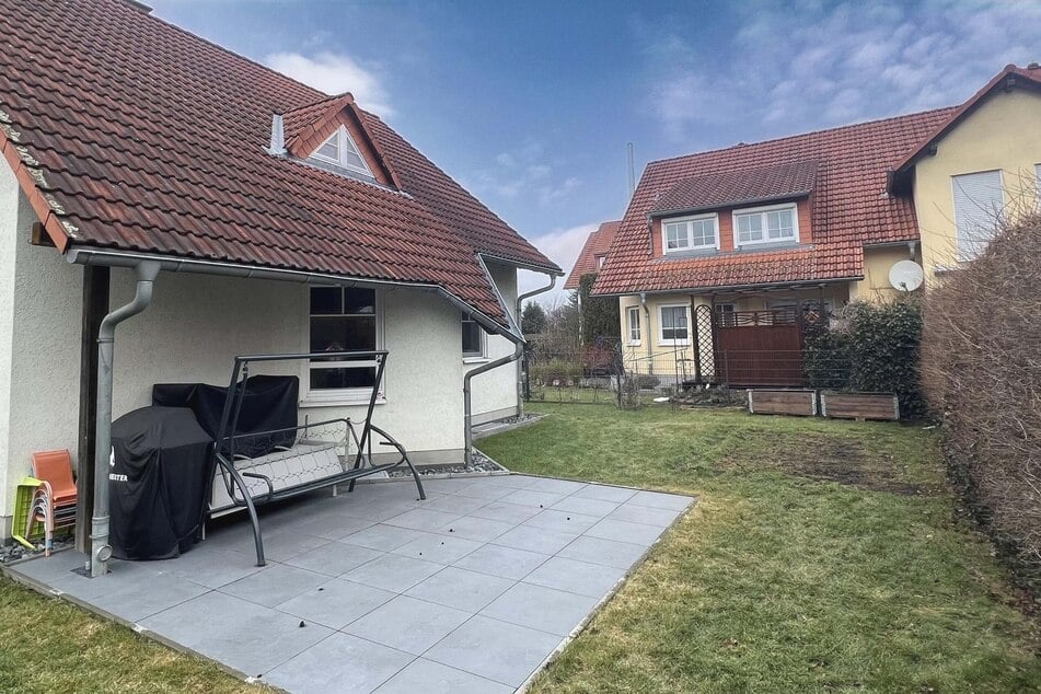 Hier steht gerade ein Haus in ruhiger und grüner Lage zum Verkauf