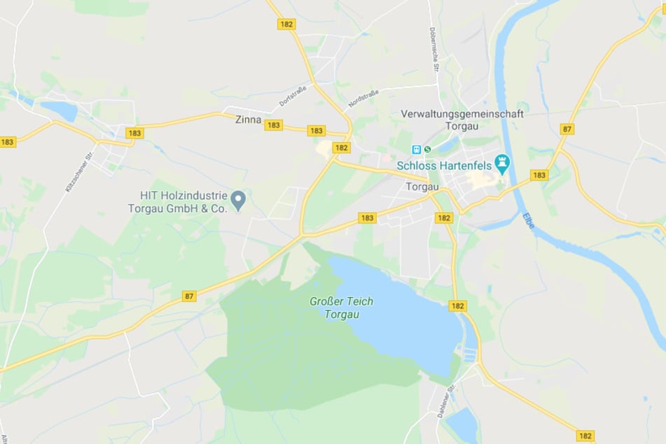 Auf der Eilenburger Straße (B 87) bei Torgau kam es einem schweren Unfall.