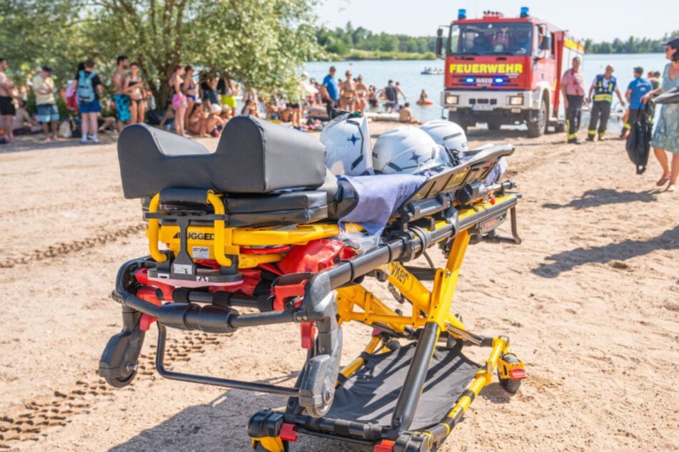 Ein Großaufgebot von Einsatzkräften versammelte sich am Epplesee.