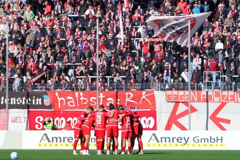 Mit den Fans im Rücken ist Zwickau im eigenen Stadion nicht zu schlagen. Seit 20 Spielen gab es keine Niederlage mehr. Wird die Serie am Samstag gegen Luckenwalde fortgesetzt?