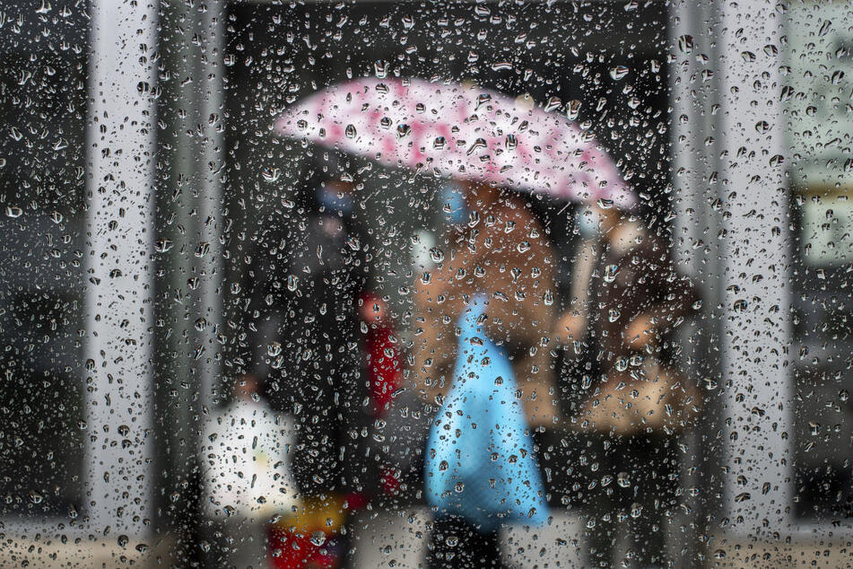 Meteorologen erwarten Schauer und Gewitter mit Sturmböen (Archivfoto).