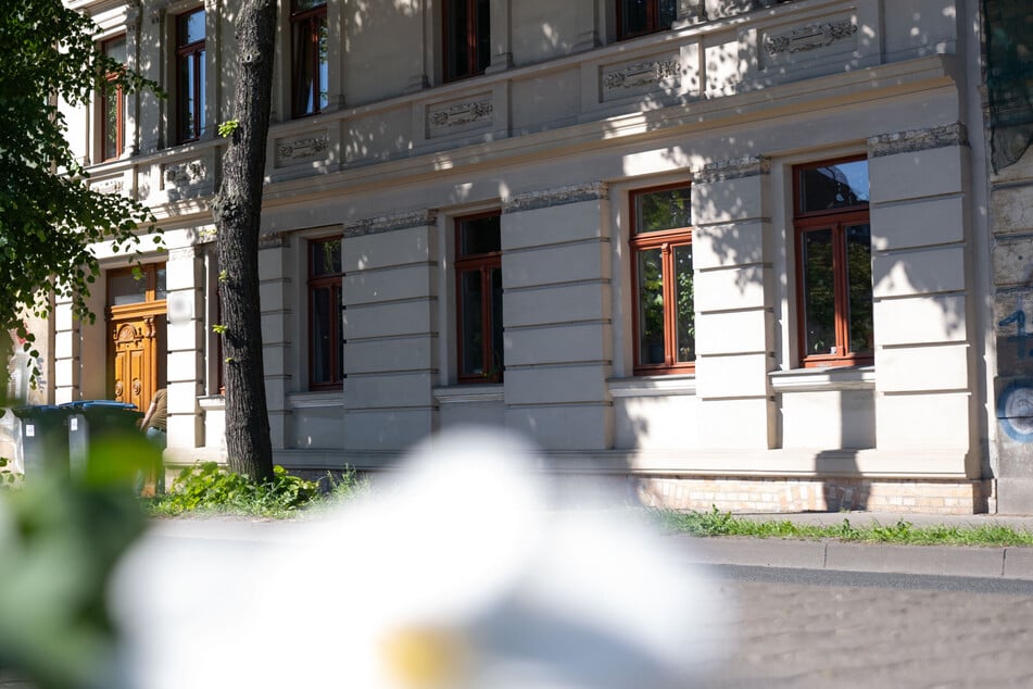 In diesem Mehrfamilienhaus in Halle starb das Mädchen.