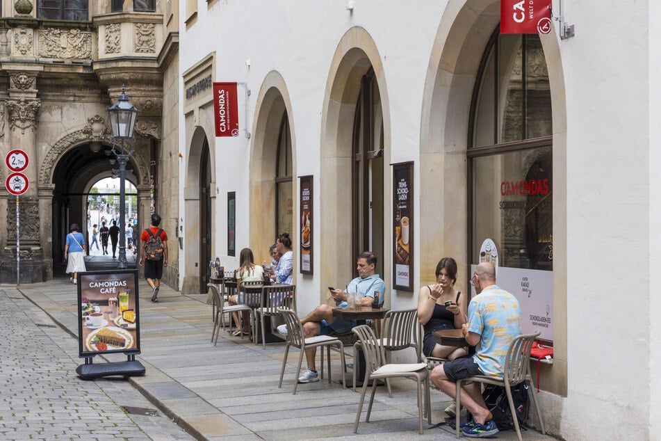 Die Schokoladenseite der Stadt entdeckt man in der Schloßstraße. Camondas serviert hier auch Schoko-Eis am Stiel.