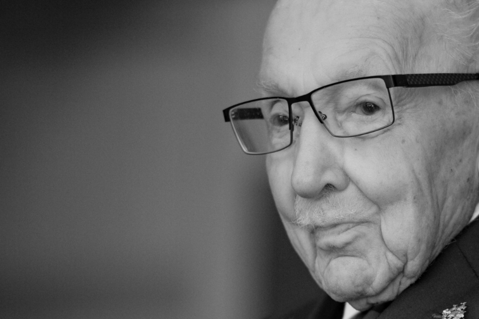 Kampf gegen Covid-19 verloren: 100 Jahre alter Spendensammler ist tot