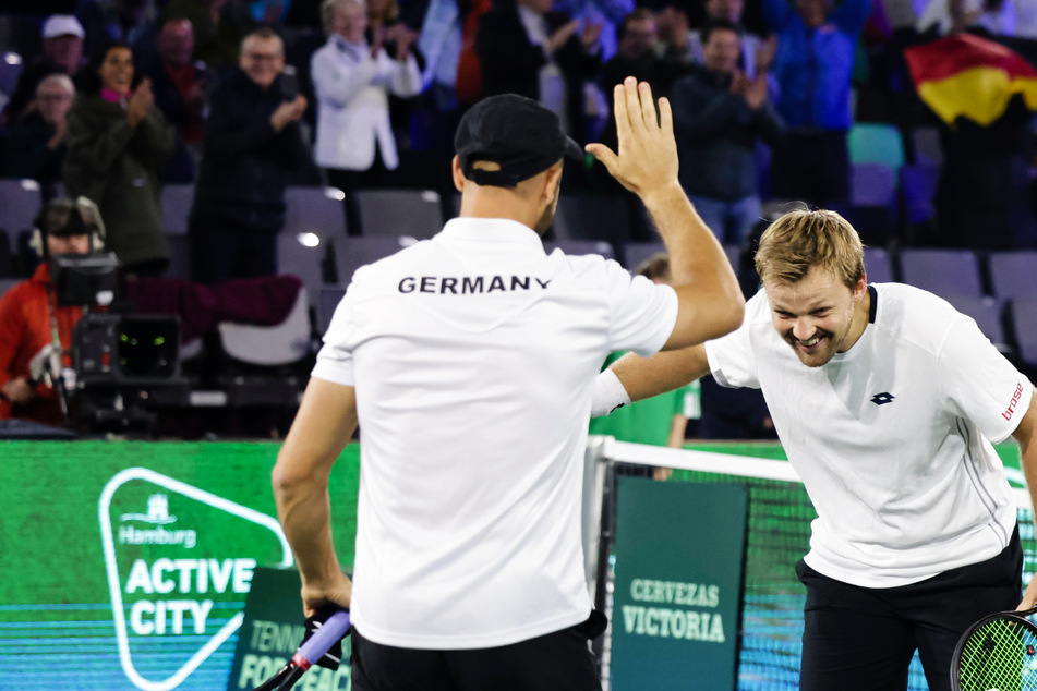 Davis Cup: Deutschland schlägt Belgien und zieht ins Viertelfinale ein!