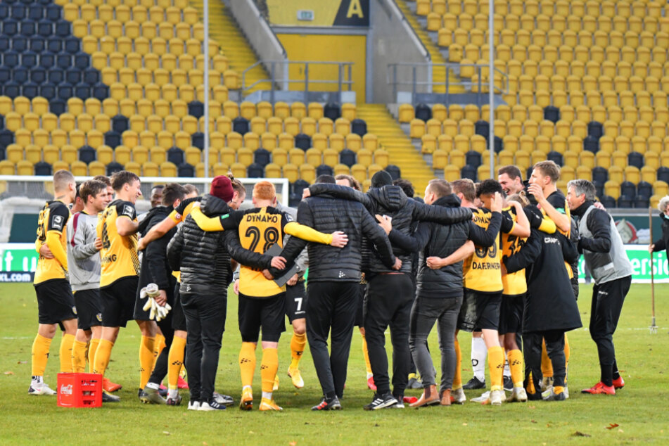 Nach dem Sieg gegen 1860 München tanzten die Dynamos vor Freude. Gibt's heute im Ostseestadion die nächste Runde?